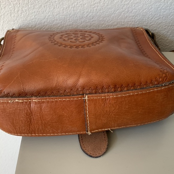 Patricia Nash Tursi Crossbody Purse - Picture 6 of 10